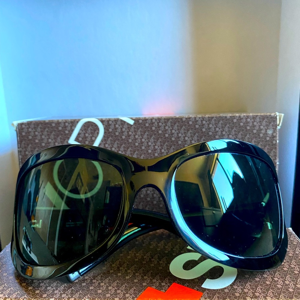 Spy Sunglasses!!